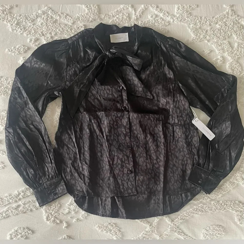 Six/Fifty Cheetah Print Button-Up Blouse